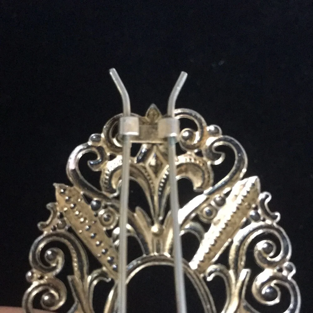 Elegant Vintage Hair Clip